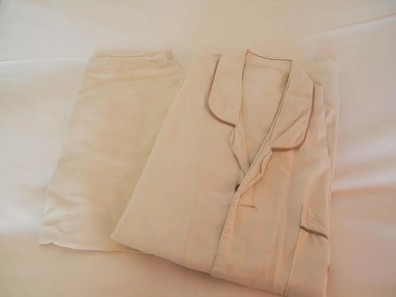 Hotel Monterey La Soeur Ōsaka 4*,