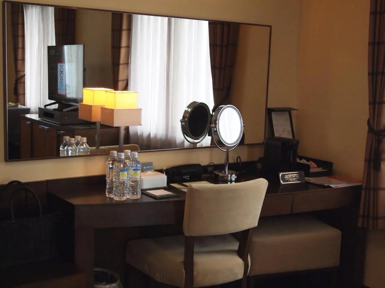 Hotel Monterey La Soeur אוסקה
